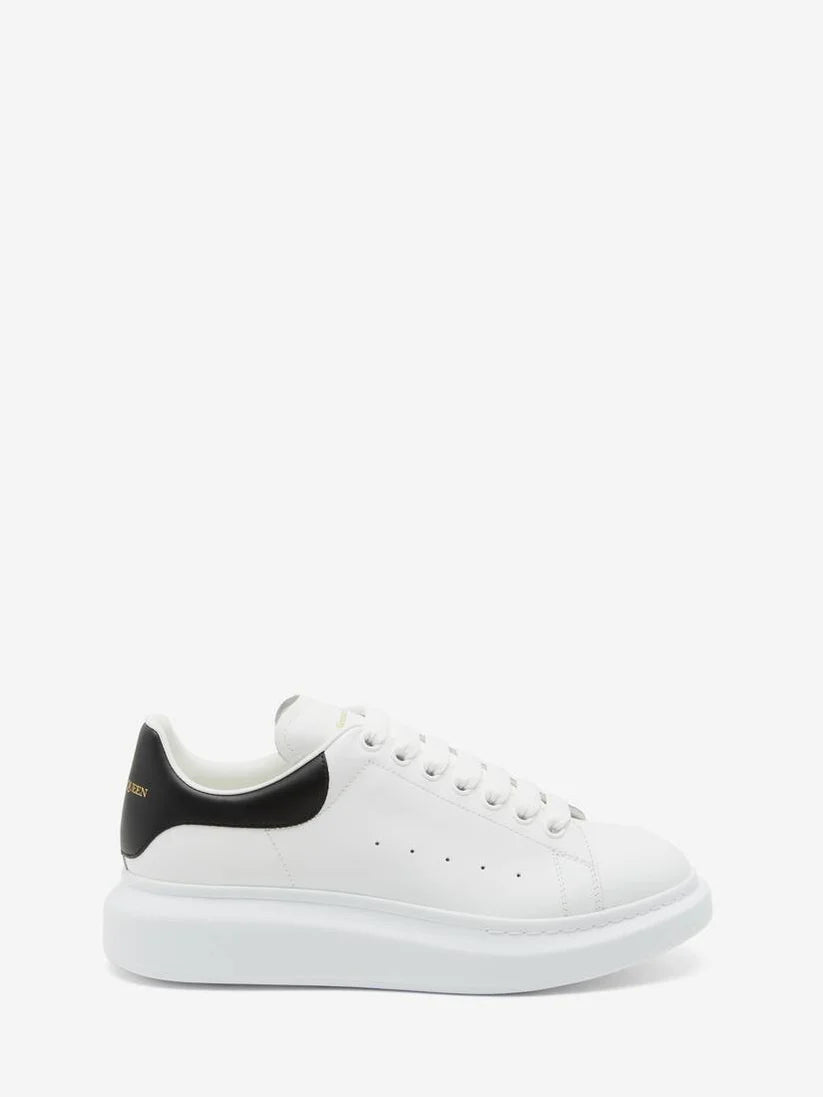 Alexander Mcqueen Sneaker Oversize in Bianco nero